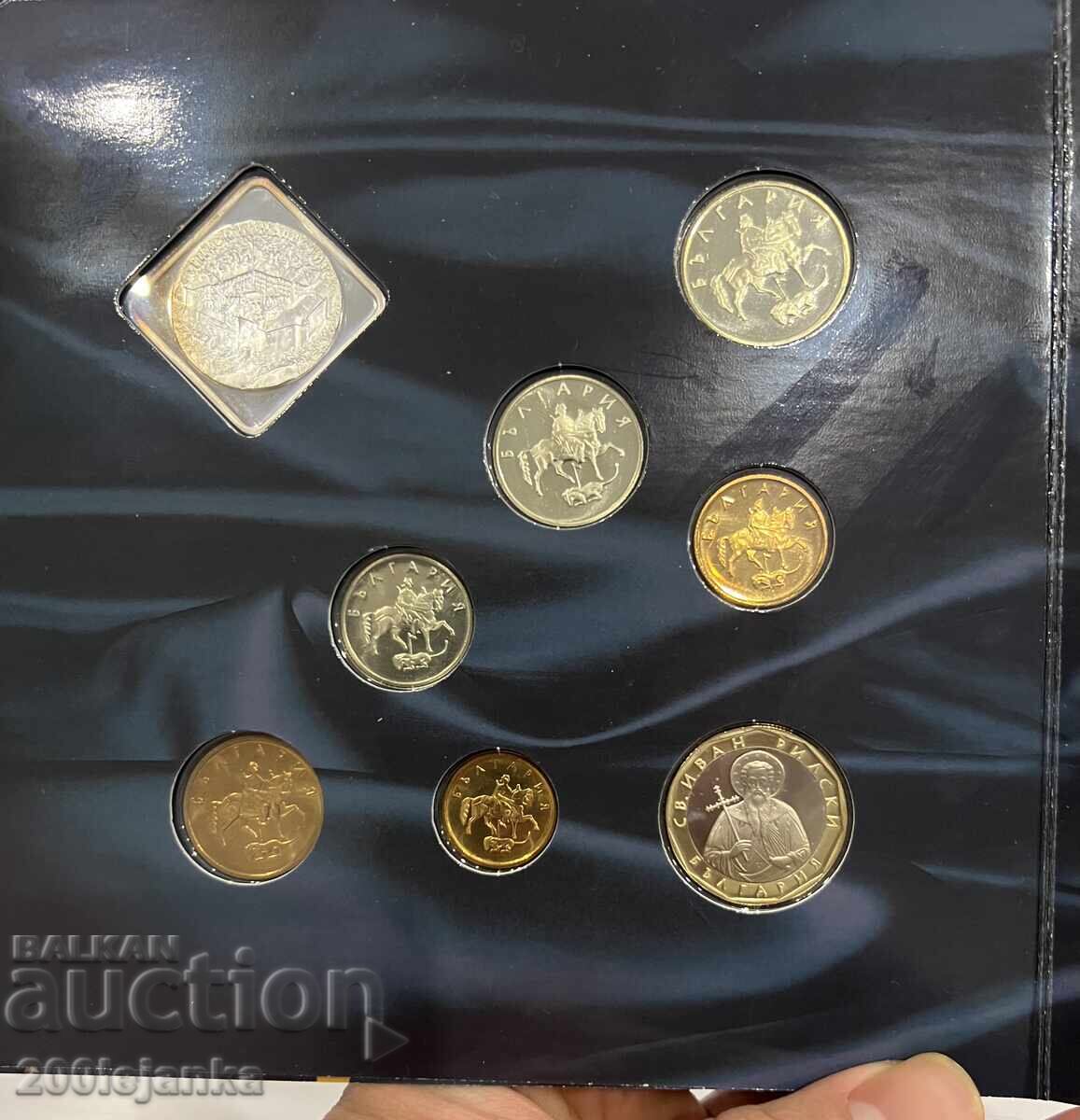 Сет 2002г мат гланц с цена € 95.00 | 185.80 лв.