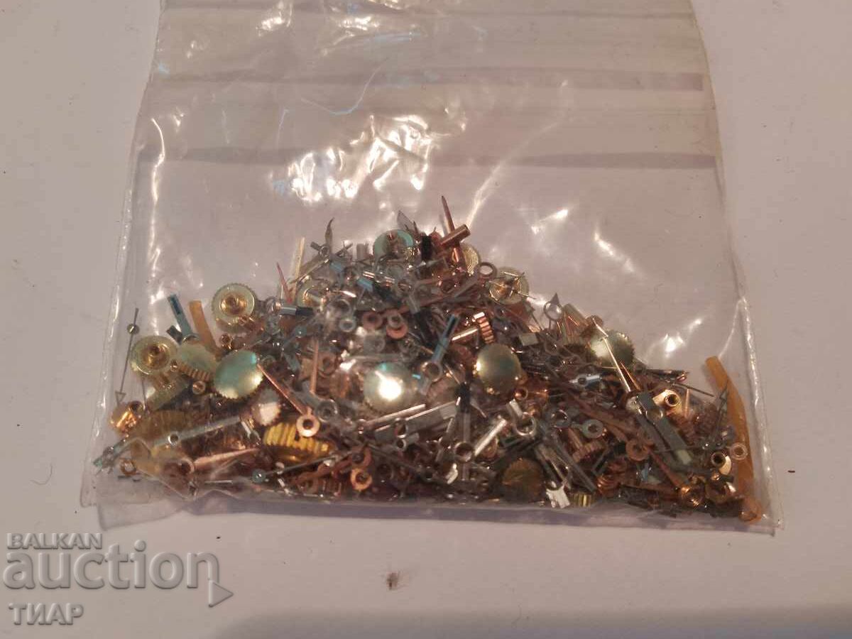 Coronițe și săgeți pentru ceasuri