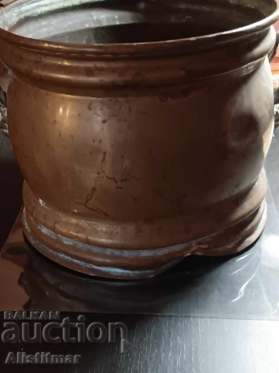 Съд кашпа в кръгла форма - 6 Съд кашпа в кръгла форма - 6