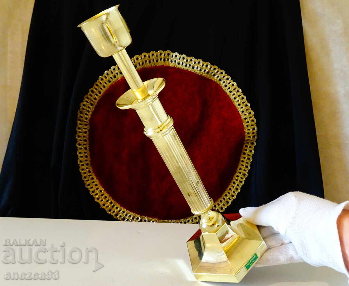 Позлатен бронзов свещник Helbsing Peine 30 см. с цена € 34.99 | 68.43 лв.