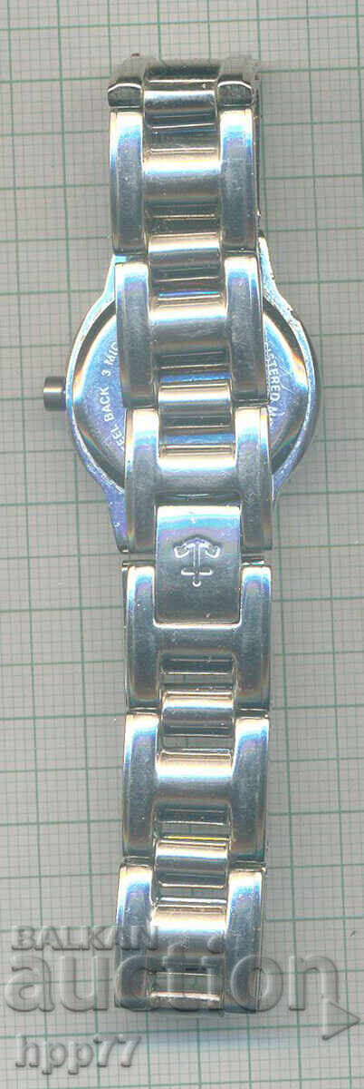 Auction  Clock 32 works