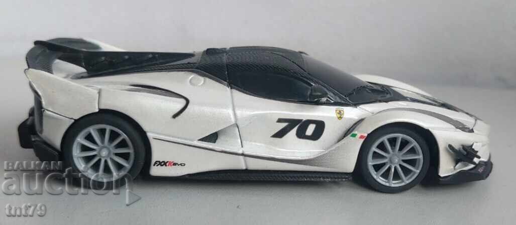 Cărucior Ferrari FXX-K Evo – Burago China cu preț € 5.00 | 9.78 BGN Cărucior Ferrari FXX-K Evo – Burago China cu preț € 5.00 | 9.78 BGN