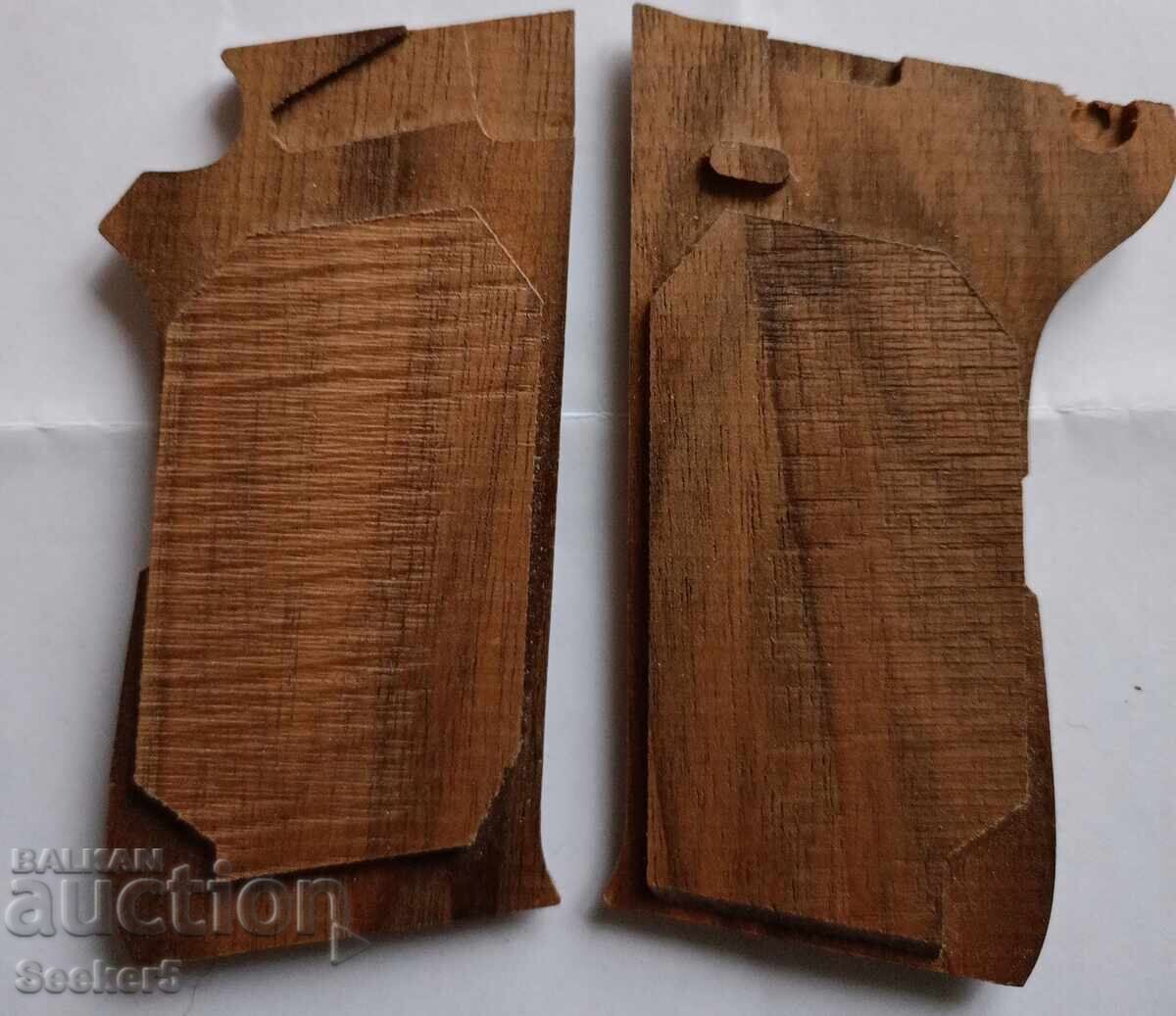 Livrarea Mânere din lemn pentru pistol CZ 52