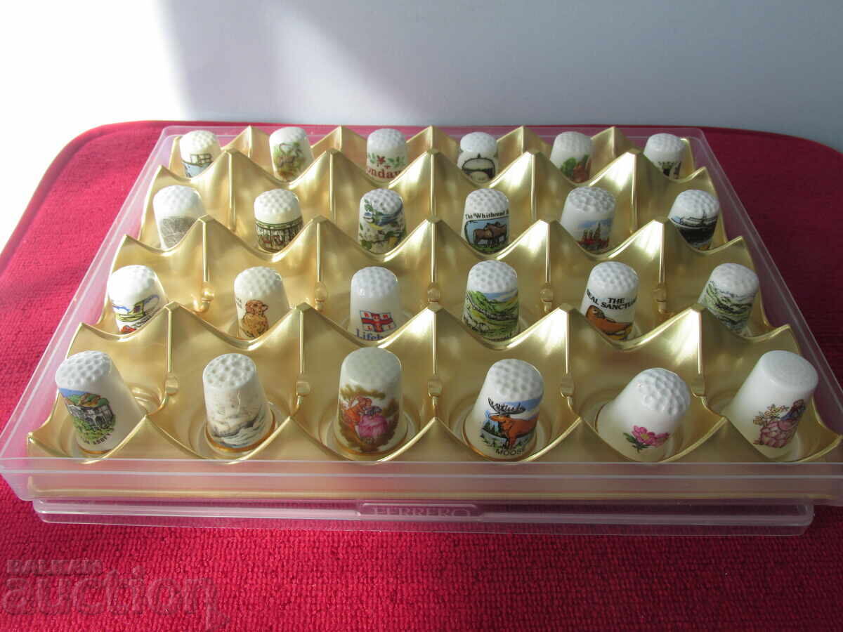 O colecție de degetare de porțelan cu preț € 12.00 | 23.47 BGN