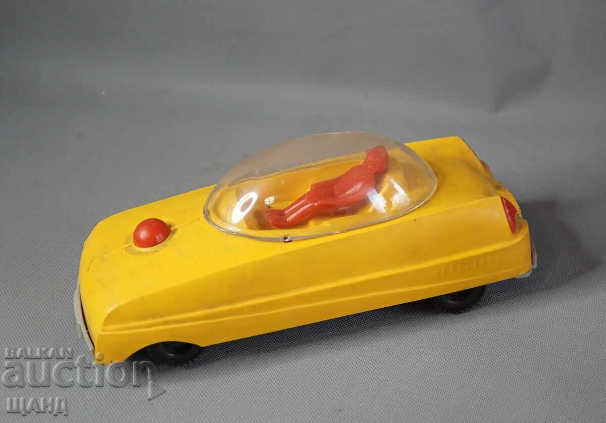 Marțiancă Jucărie din Plastic Veche Rusă Lunohod cu preț € 6.45 | 12.62 BGN