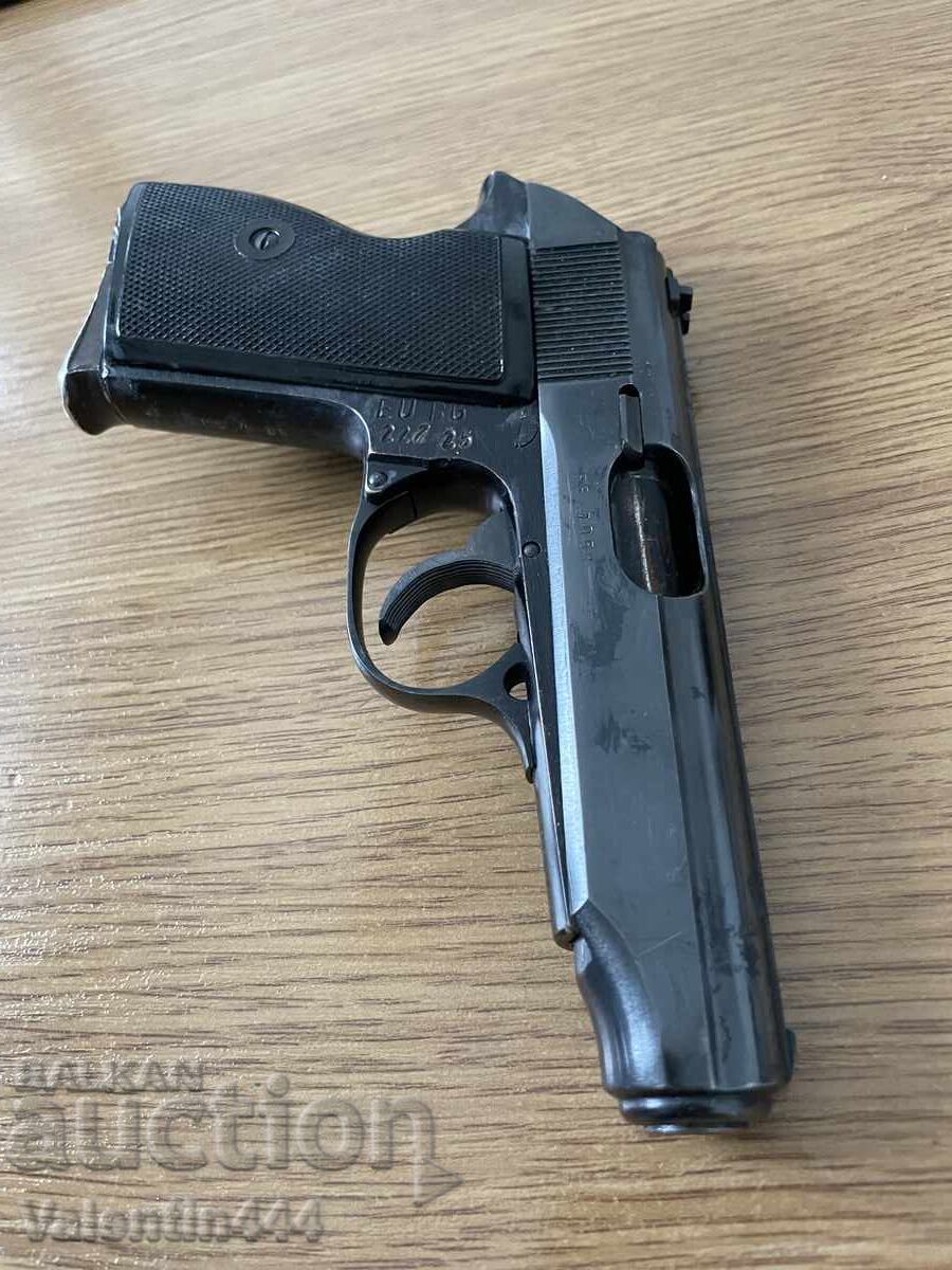 ПИСТОЛЕТ "АП"  -  ДЕАКТИВИРАН/ОБЕЗОПАСЕН с цена € 190.00 | 371.61 лв.