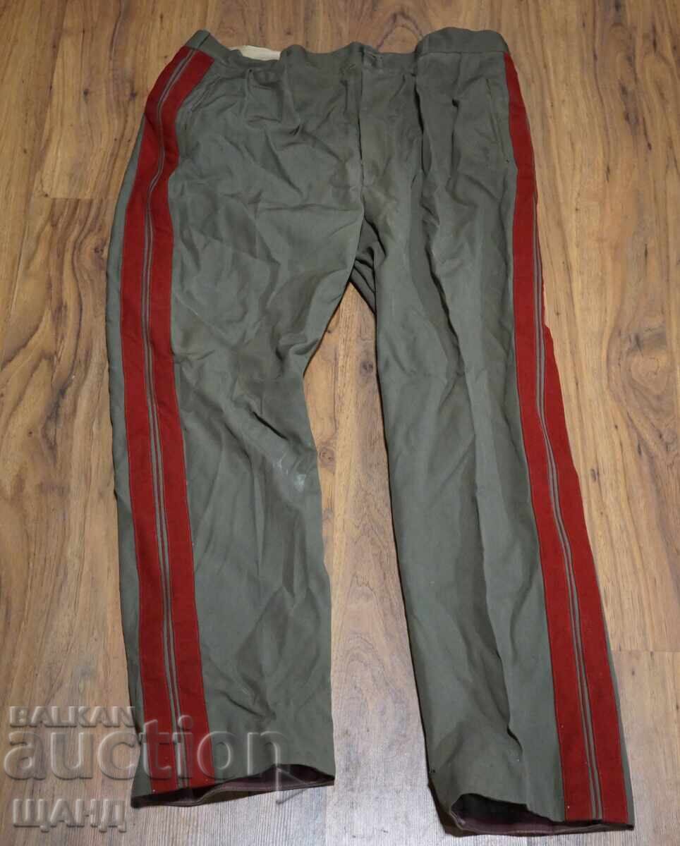 Vechi pantalon de general, uniformă militară de ofițer Vechi pantalon de general, uniformă militară de ofițer