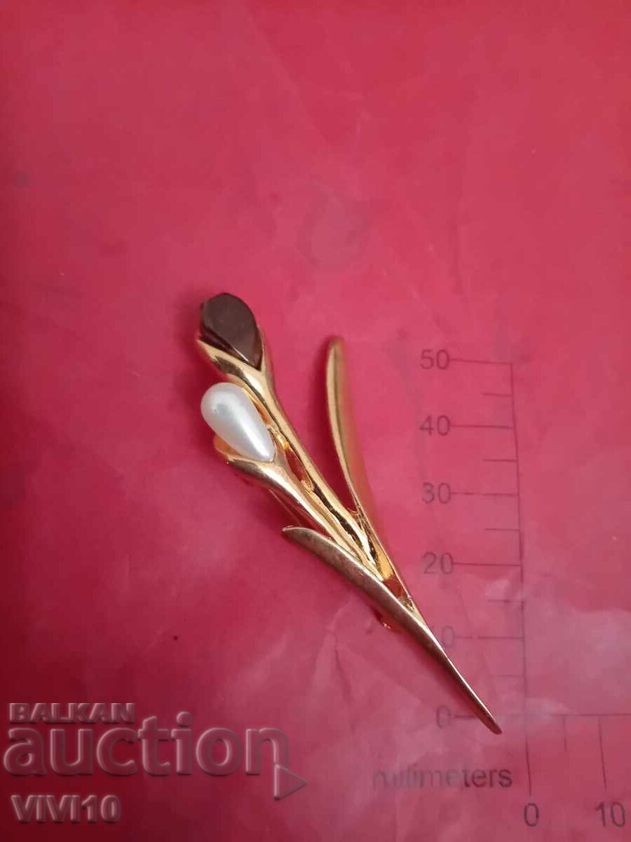 Αρχαία καρφίτσα με επιχρύσωση