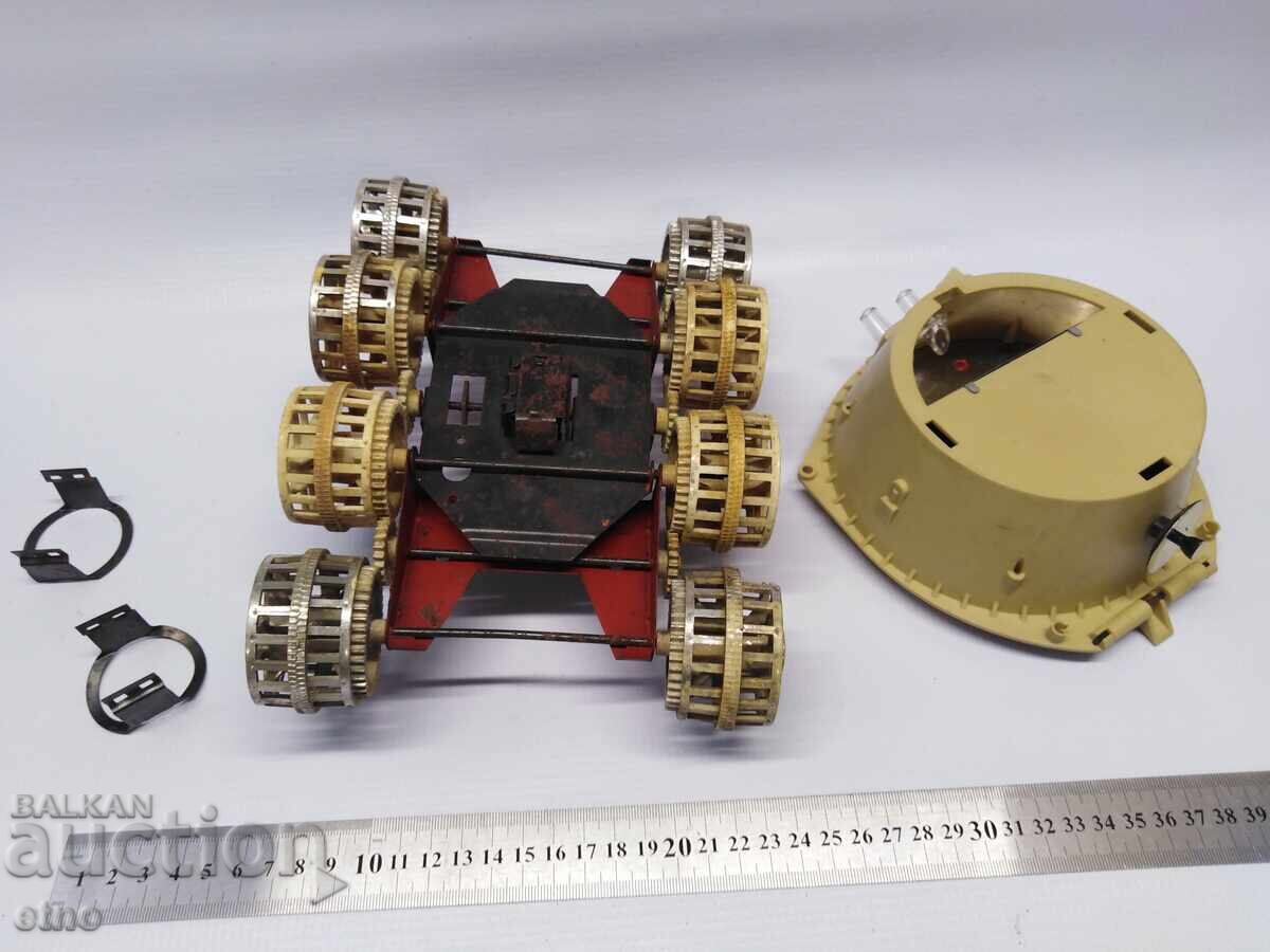 Δημοπρασία SSSR LAMARINENA IGRACHKA ZA CHASTI , LUNOKHOD IGRACHKI