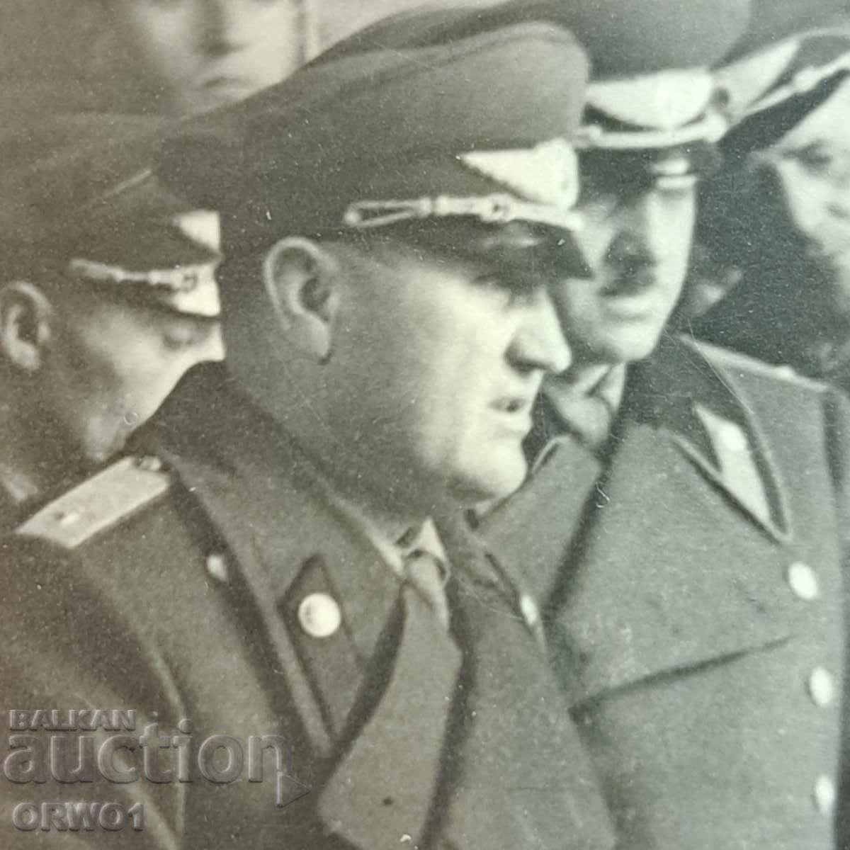 General Zahari Zaharev pilot poză veche anii '40 cu preț € 10.00 | 19.56 BGN