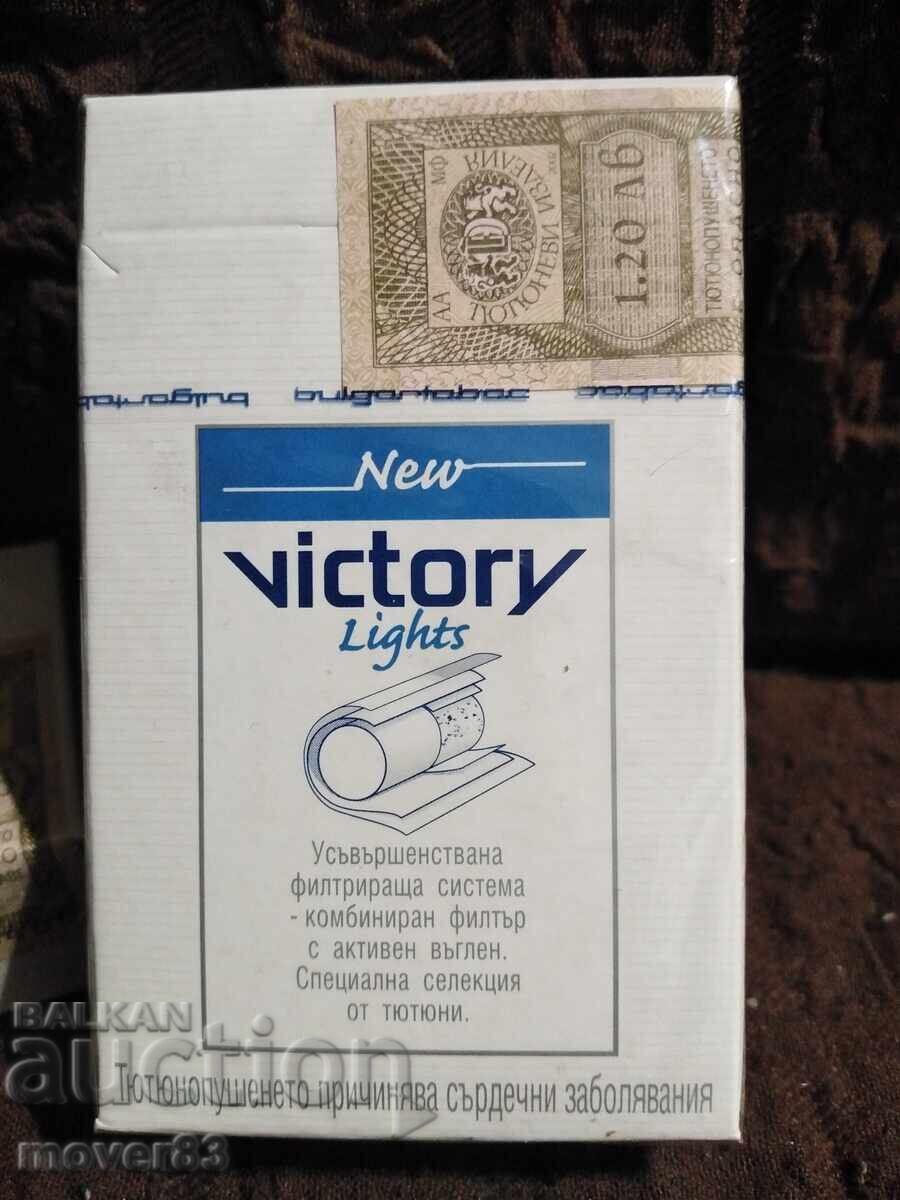 Παράδοση Κουτιά τσιγάρων "Victory new lights". Καινούργια