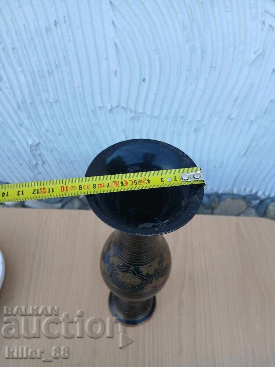 Бронзова ваза с гравюри - 5