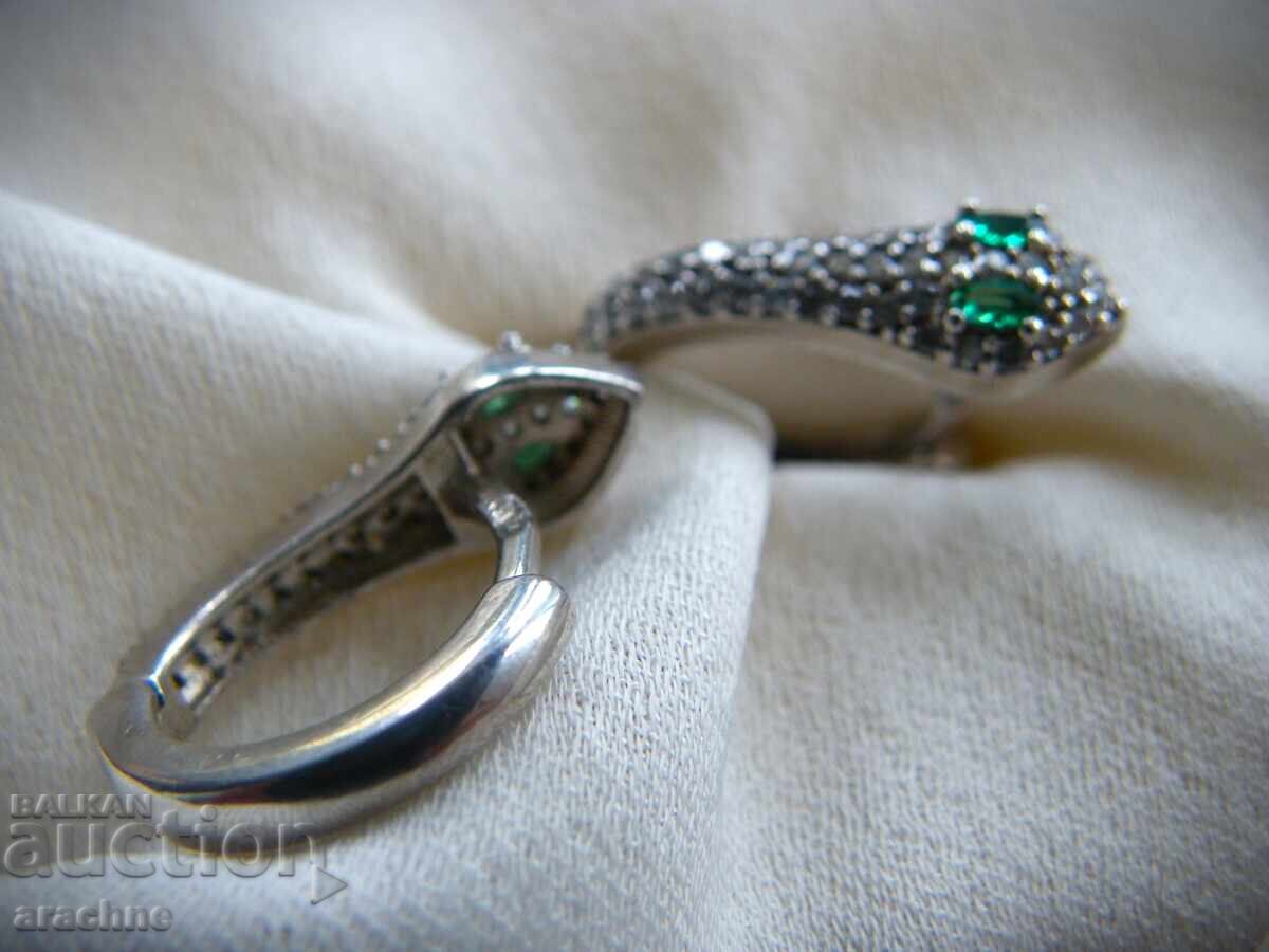 Δημοπρασία Ασημένια σκουλαρίκια με τσαβορίτες