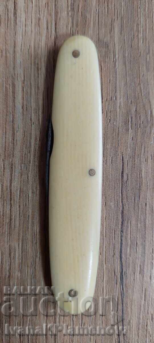 Vintage pocket knife rare for collectors with price € 40.00 | 78.23 BGN Vintage pocket knife rare for collectors with price € 40.00 | 78.23 BGN