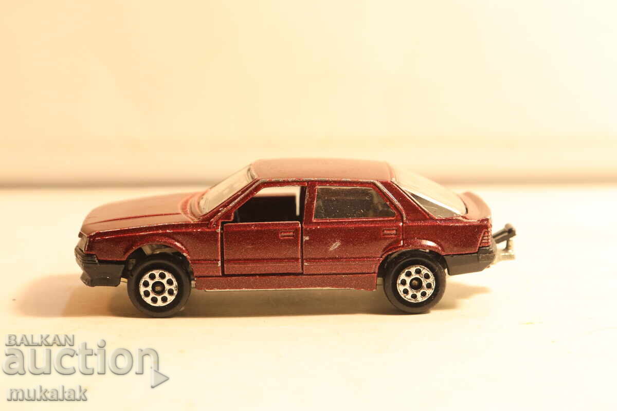 1/64 ?? MAJORETTE RENAULT 25 MAȘINUȚĂ MODEL