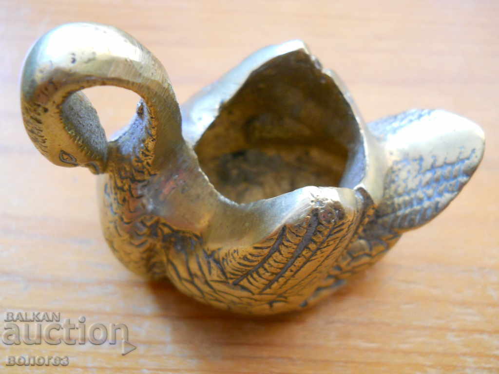 Bronze jewelry box - swan with price € 7.70 | 15.06 BGN Bronze jewelry box - swan with price € 7.70 | 15.06 BGN