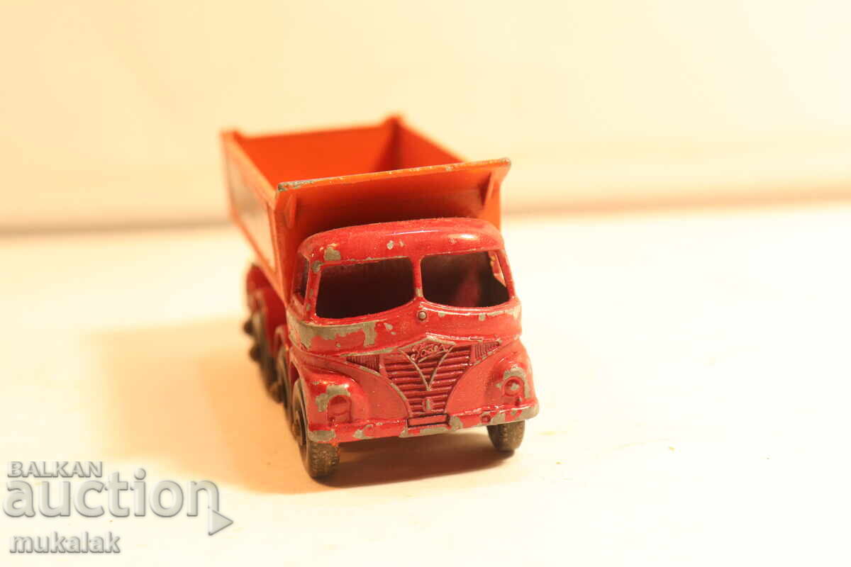 Аукцион МАTCHBOX САМОСВАЛ КАМИОН КОЛИЧКА МОДЕЛ Аукцион МАTCHBOX САМОСВАЛ КАМИОН КОЛИЧКА МОДЕЛ