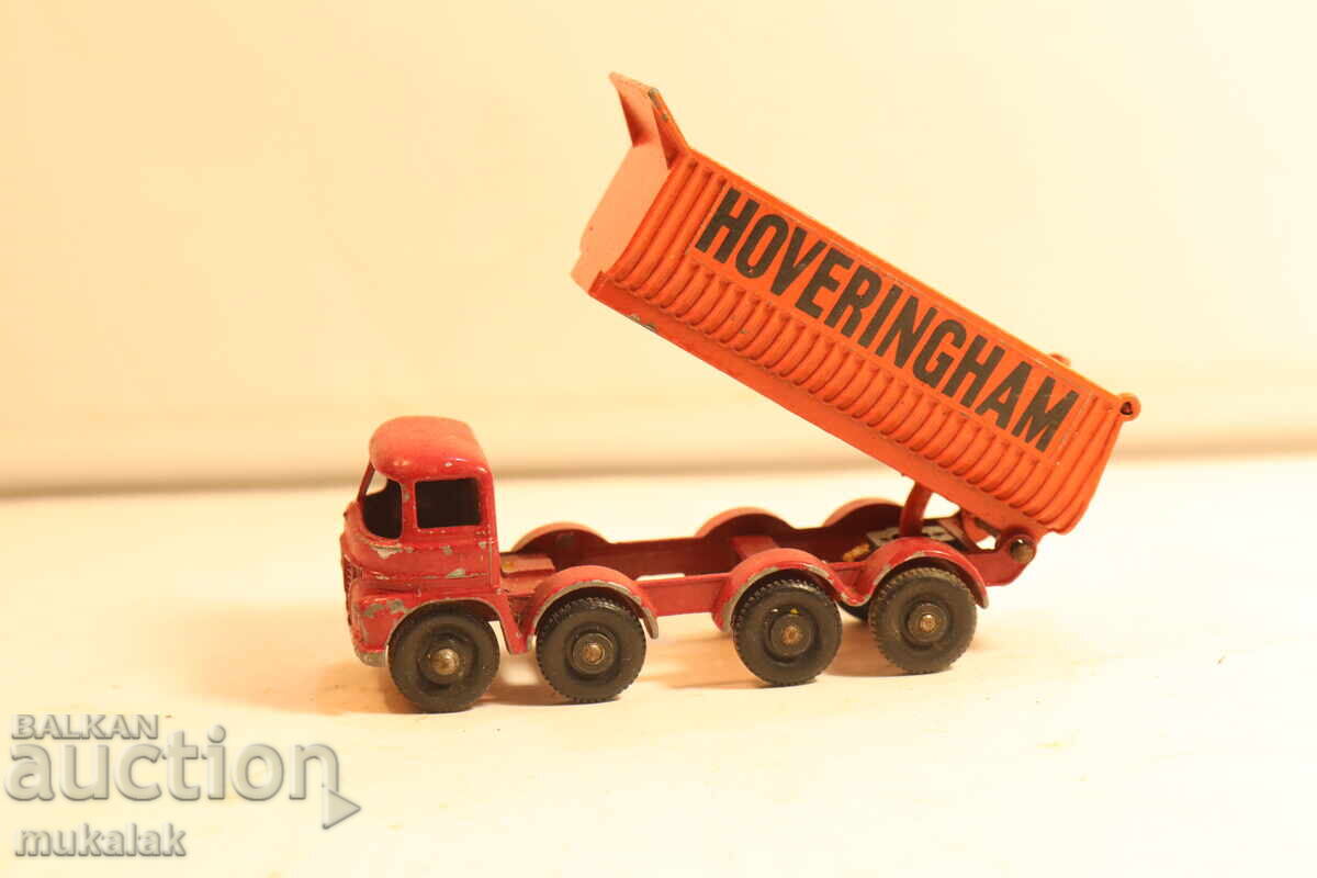 МАTCHBOX САМОСВАЛ КАМИОН КОЛИЧКА МОДЕЛ - 6 МАTCHBOX САМОСВАЛ КАМИОН КОЛИЧКА МОДЕЛ - 6