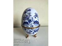 Υπέροχο πορσελάνινο αυγό κουτί για κοσμήματα