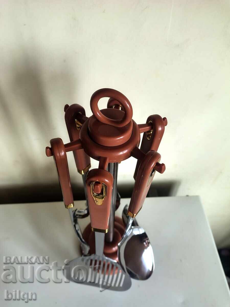 Excelent Set de Ustensile de Bucătărie 7 Piese și Aurire 24K cu preț € 24.98 | 48.86 BGN