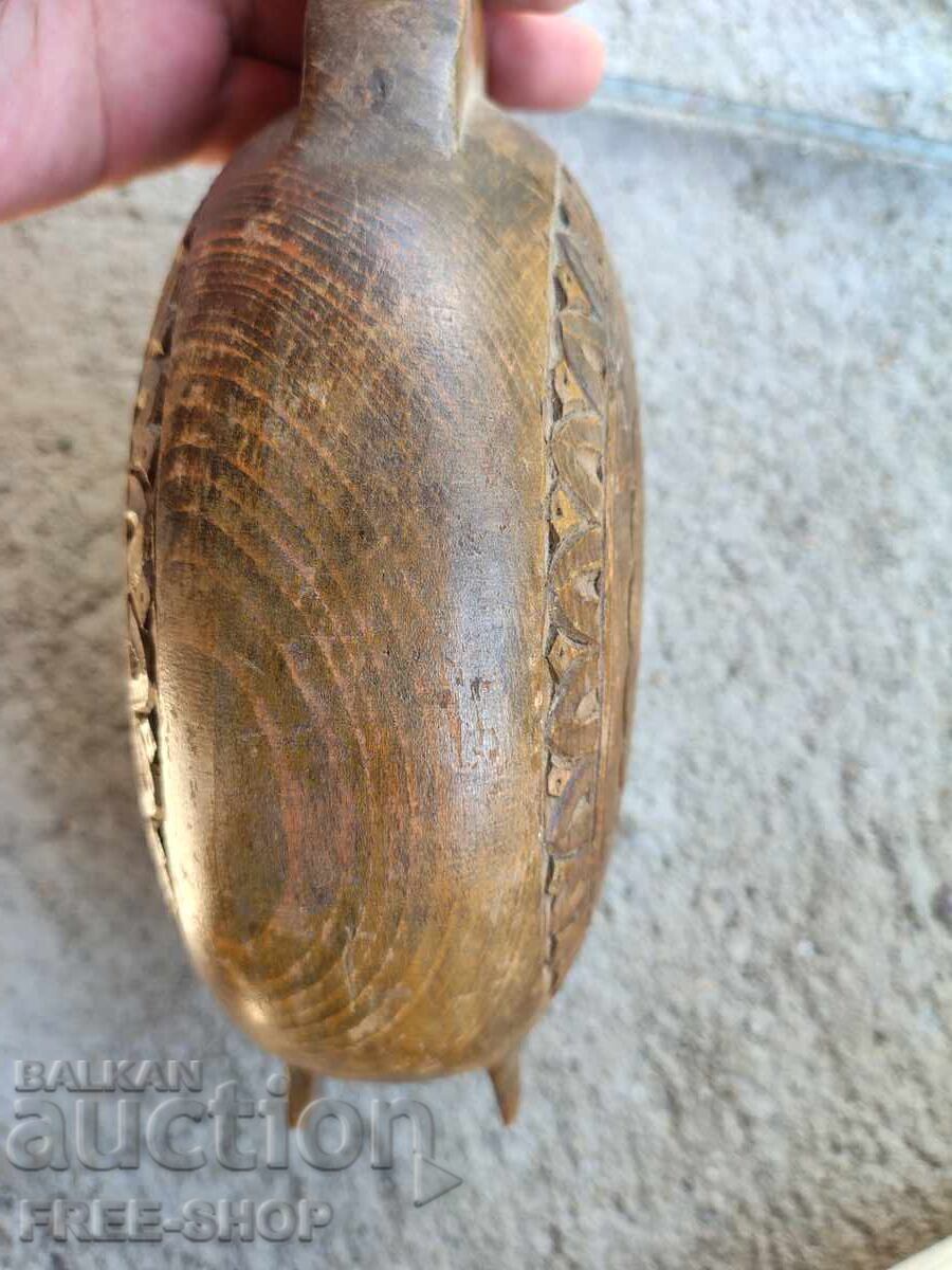 Livrarea Sculptură în lemn - ploscă