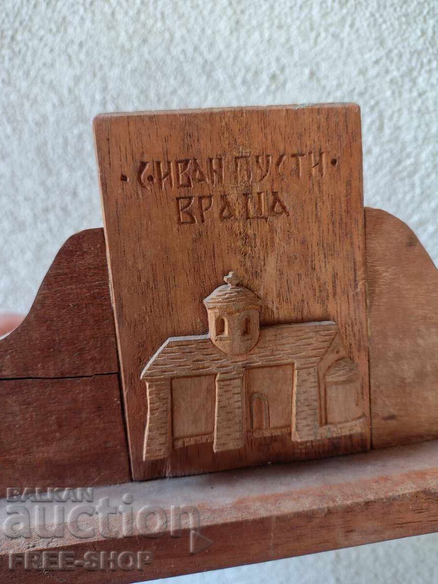 Auction  Wood carving - for desk