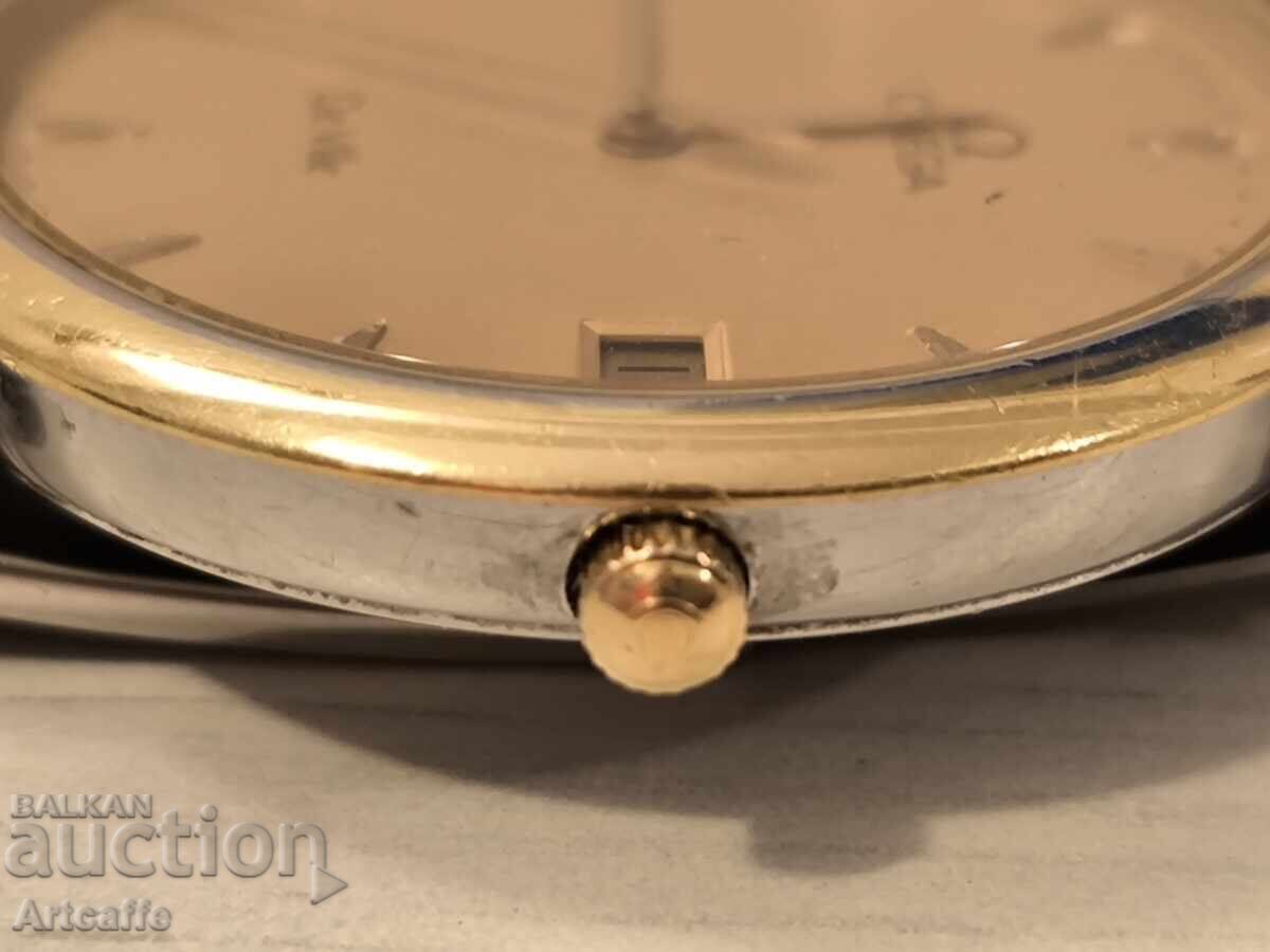 Доставка на Vintage Omega De Ville Prestige Quartz (1998)