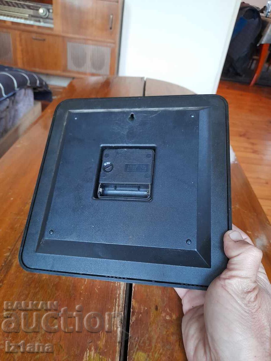 Аукцион Стар часовник Marlboro