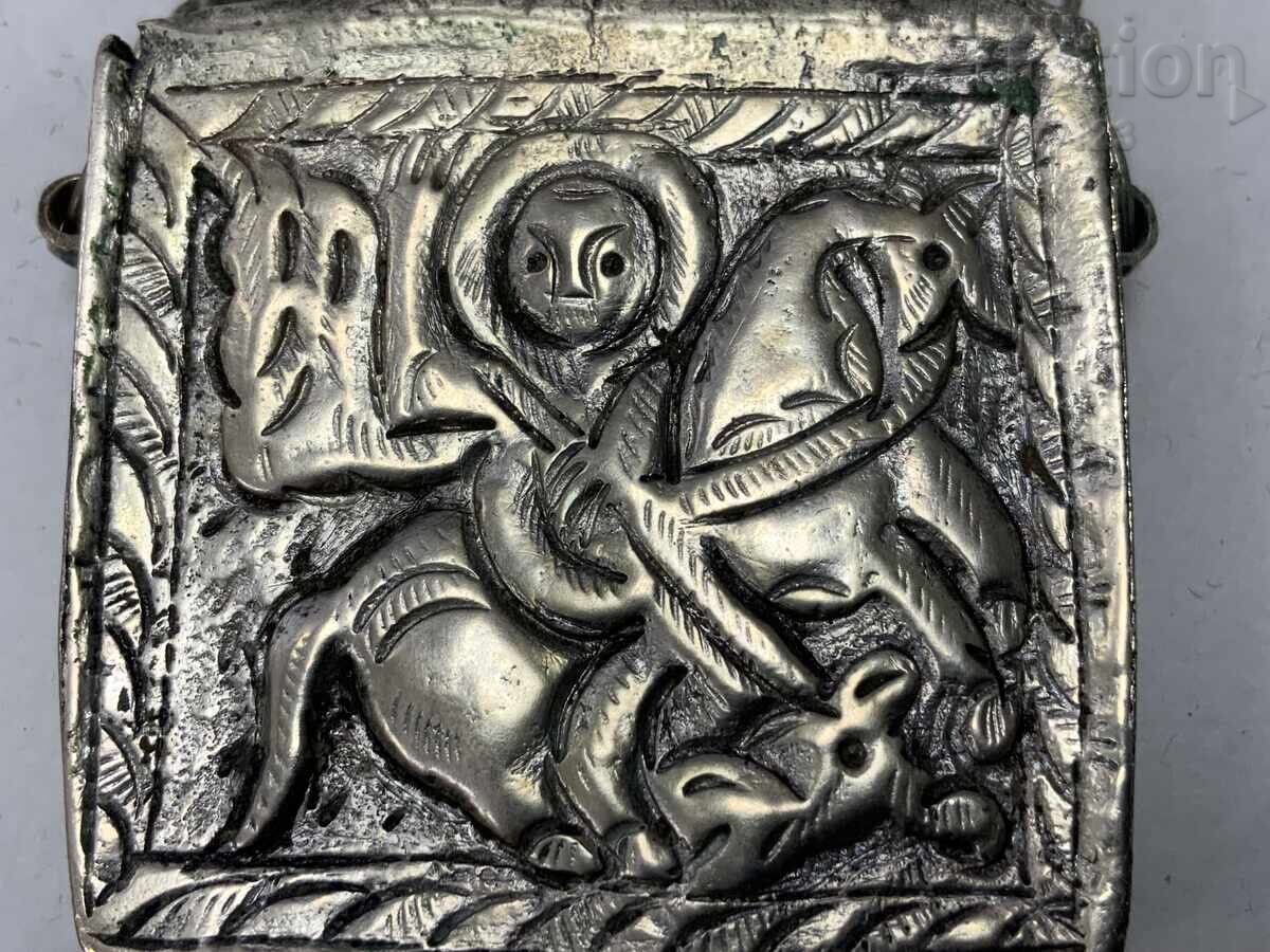 Veche icoană bulgărească argintată, bătută manual, secolul al XIX-lea, cutie haiducească - 6