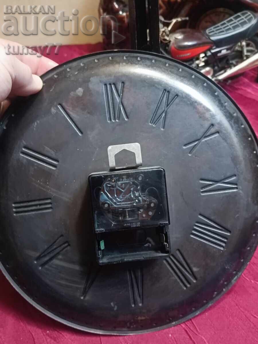 Livrarea Ceas de colecție din alamă vintage cu marcaj