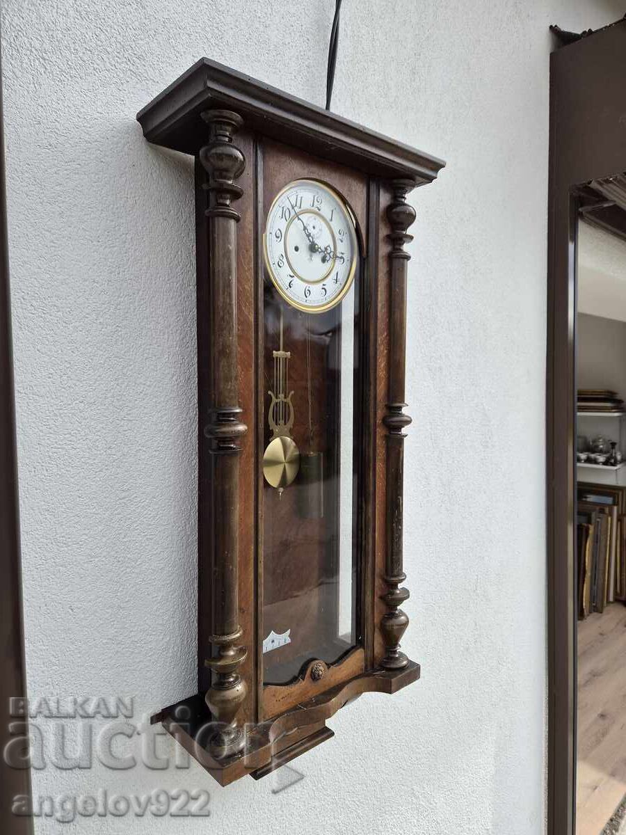 Licitație Frumos ceas de perete GUSTAV BECKER FUNCȚIONAL