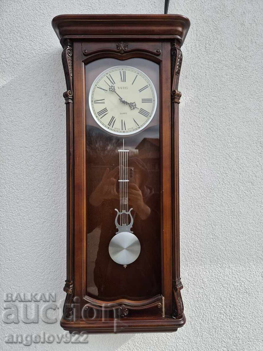 Beautiful wall clock WORKING with price € 0.01 | 0.02 BGN