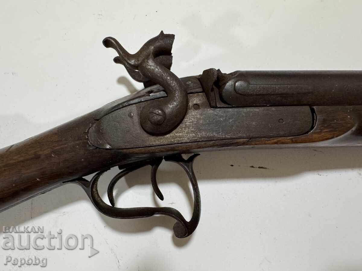 Veche pușcă capsulă cu preț € 250.00 | 488.96 BGN