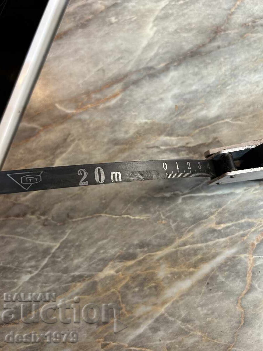 Delivery of Old measuring tape, 20 meters Delivery of Old measuring tape, 20 meters