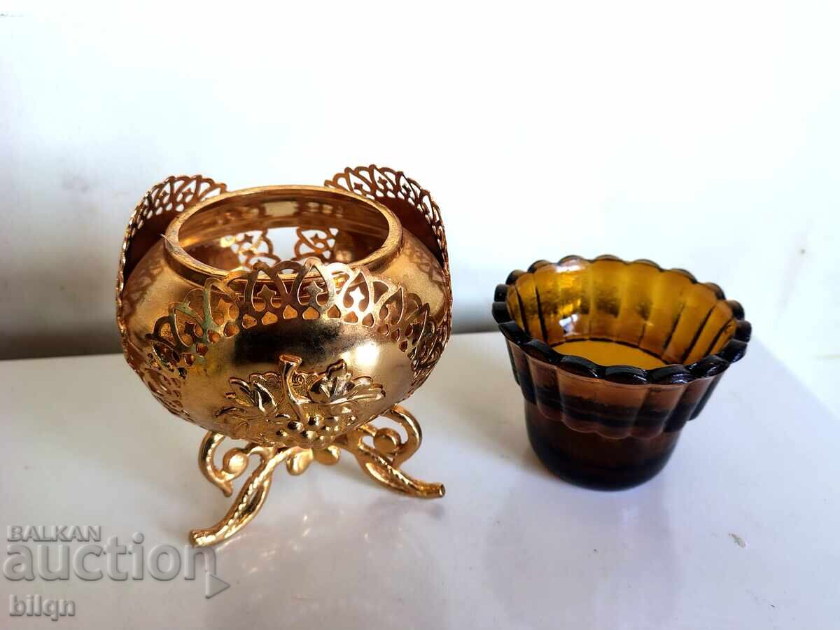 Delivery of Beautiful Gilded Old Vessel Delivery of Beautiful Gilded Old Vessel