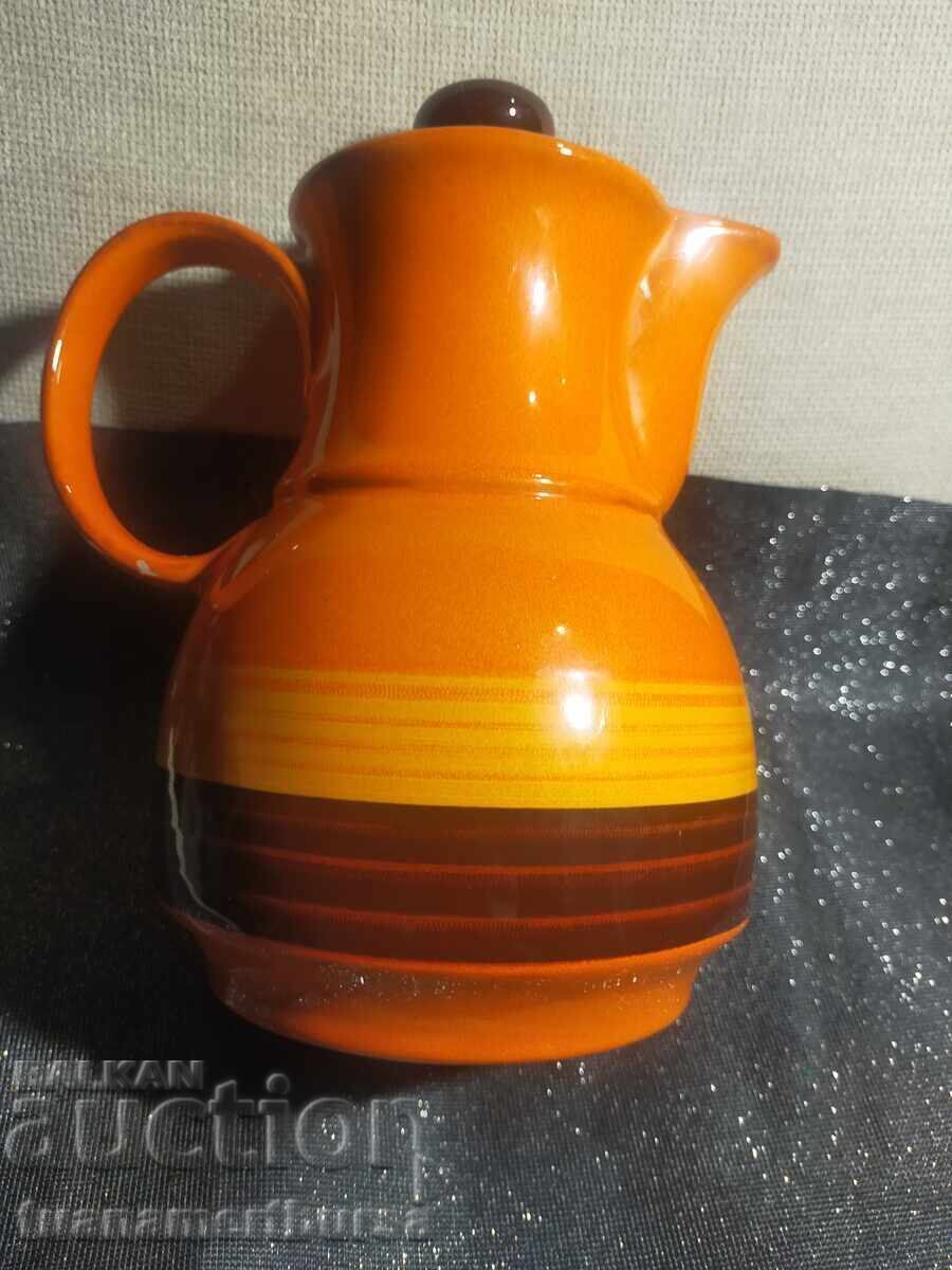Cană ceramică portocalie cu preț € 12.00 | 23.47 BGN Cană ceramică portocalie cu preț € 12.00 | 23.47 BGN