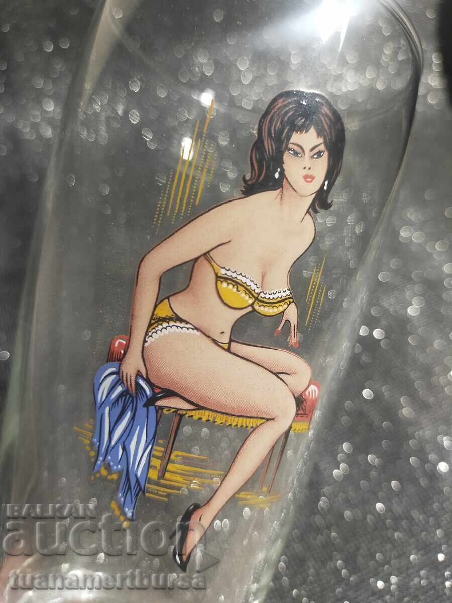 cană de bere din sticlă 3 cu preț € 10.00 | 19.56 BGN cană de bere din sticlă 3 cu preț € 10.00 | 19.56 BGN