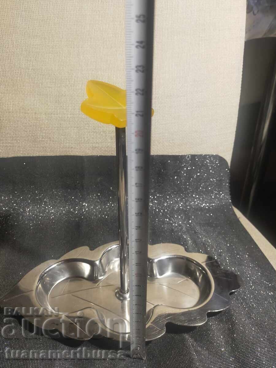 Diferite boluri și frunze galbene - 6