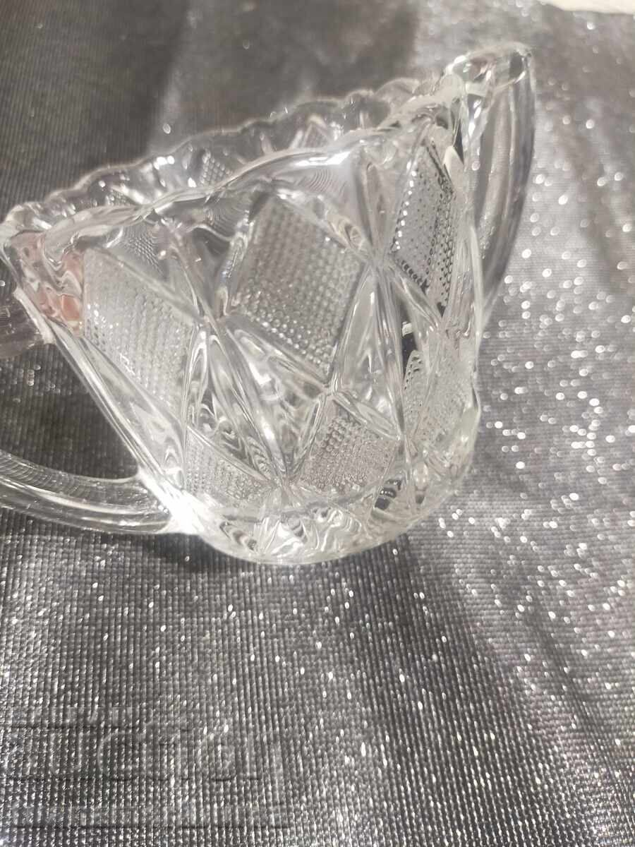 Cană cu două mânere cu preț € 9.00 | 17.60 BGN