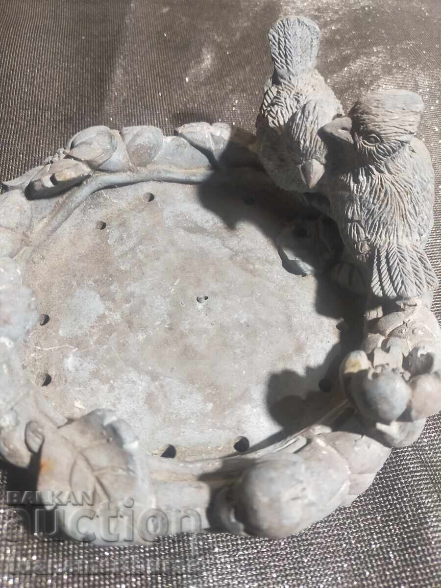 Auction  Decorative plate