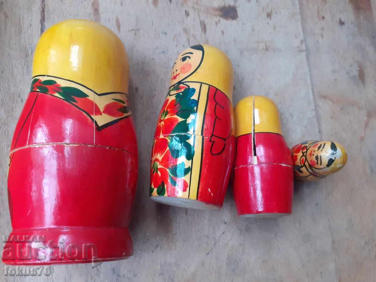 Παράδοση Matr’oshka stara ruska dŭrvena kukla 4 v 1