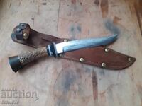 Great hunting knife engraved and inscribed with leather sheath