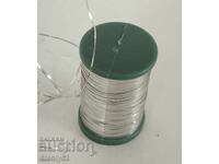 Μακάρ με ασημί λάμα, κλωστή