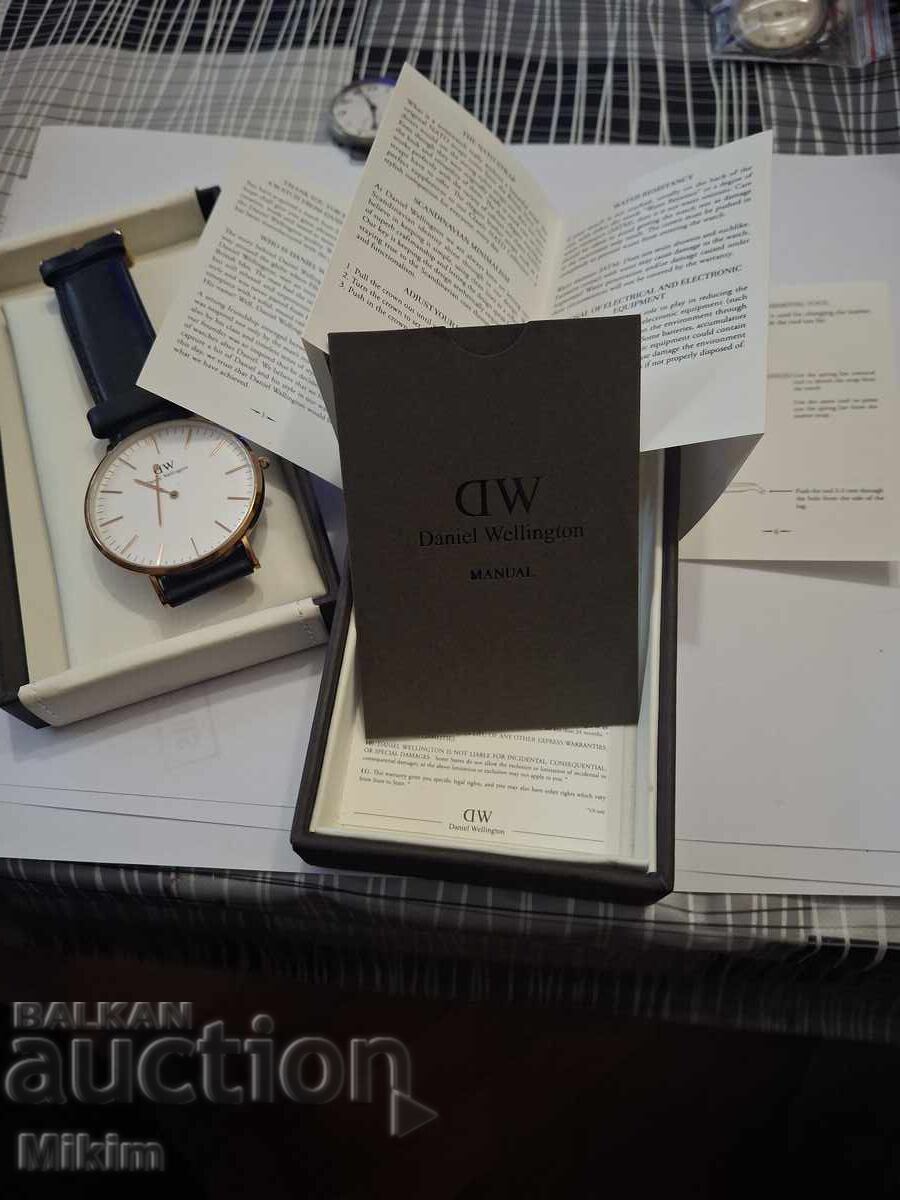 Livrarea Ceas DW Daniel Wellington