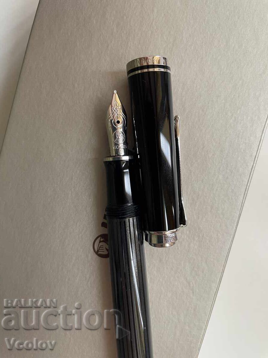 Stilou Pelikan m405 Stressemann cu preț € 300.00 | 586.75 BGN