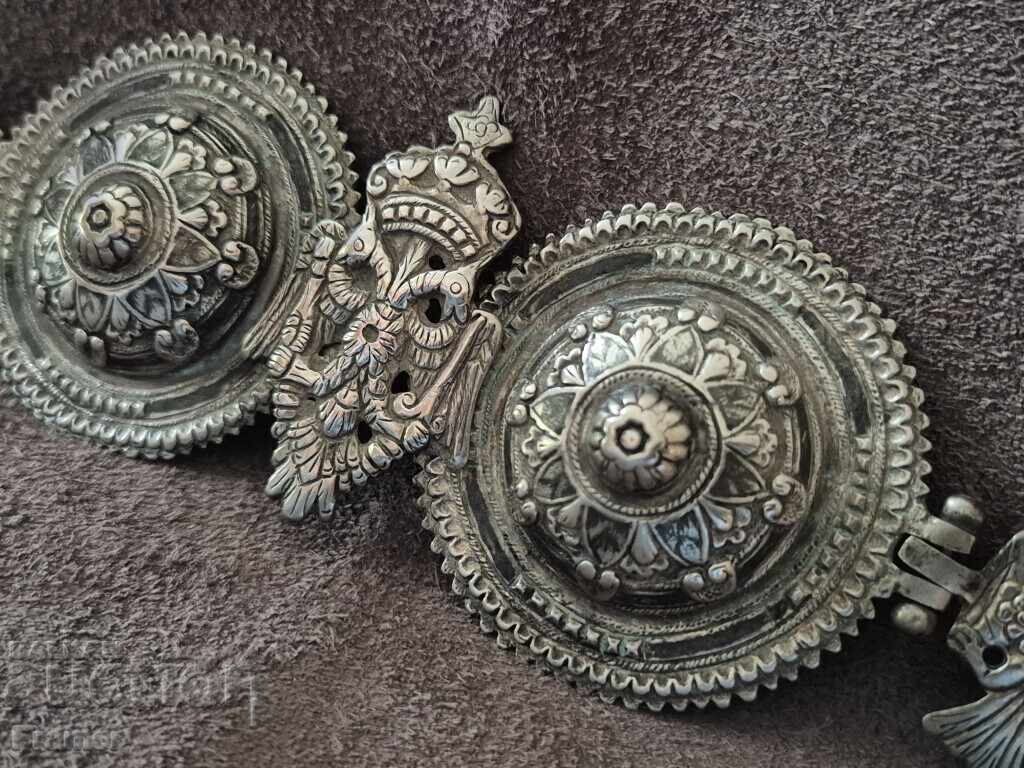 Αναγεννησιακές ασημένιες πόρπες με νιέλο, Αιγαιομακεδονία - 5