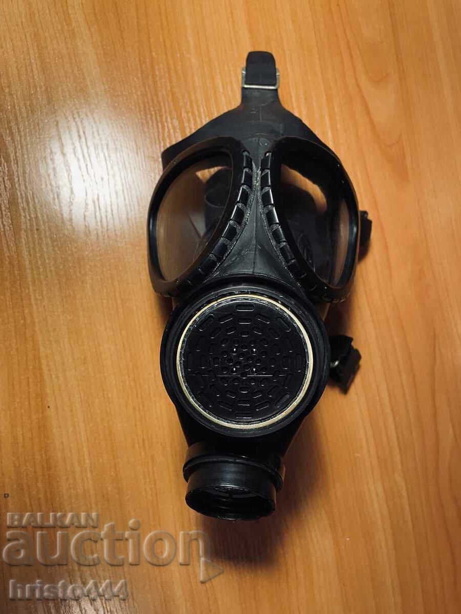 Gas mask with TWO filters Pg-1 with price € 17.50 | 34.23 BGN