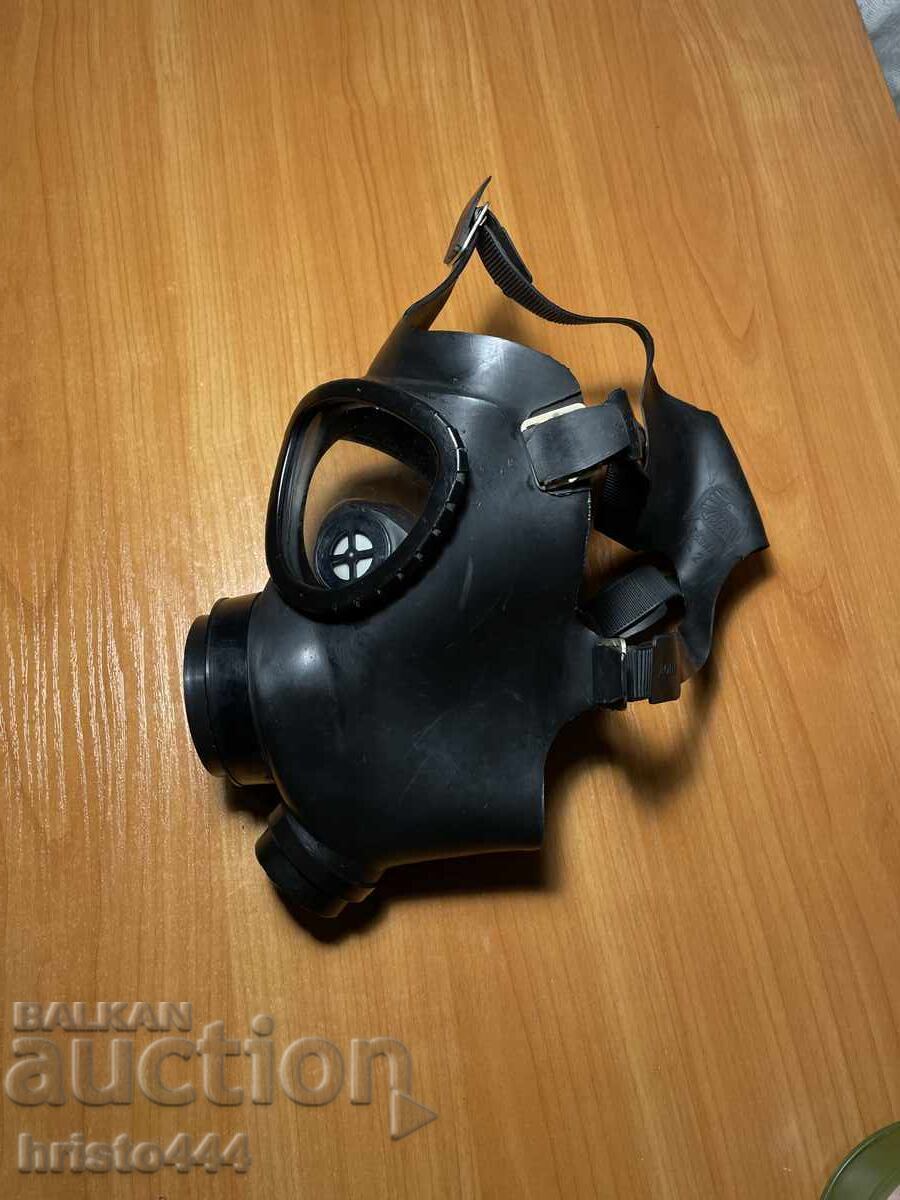 Аукцион Противогаз с ДВА филтъра ПГ-1