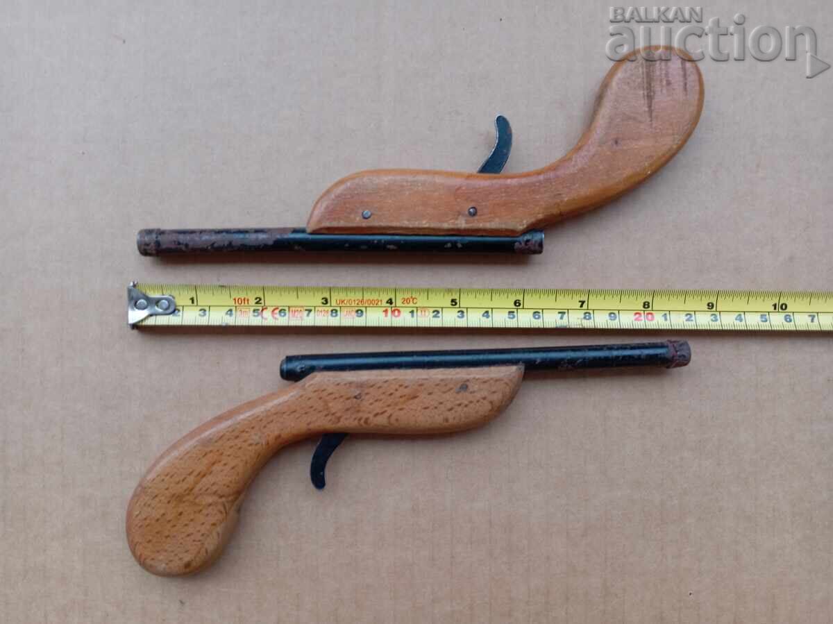 Auction  Antique toys duel pistols metal and wood