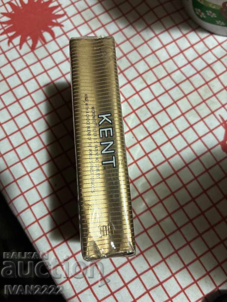 Vând pachet de țigări Kent cu preț € 60.00 | 117.35 BGN
